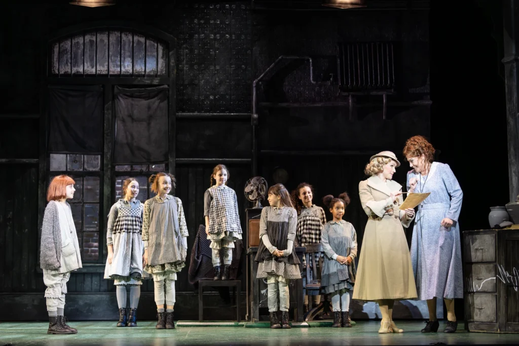 Annie the Musical (2025-2026 Australian Tour) 1 Annie the Musical